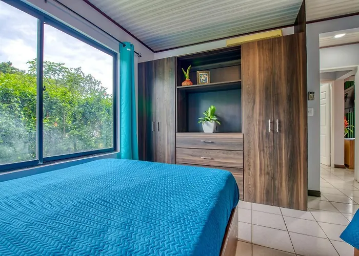 Apartment Golden Getaway *